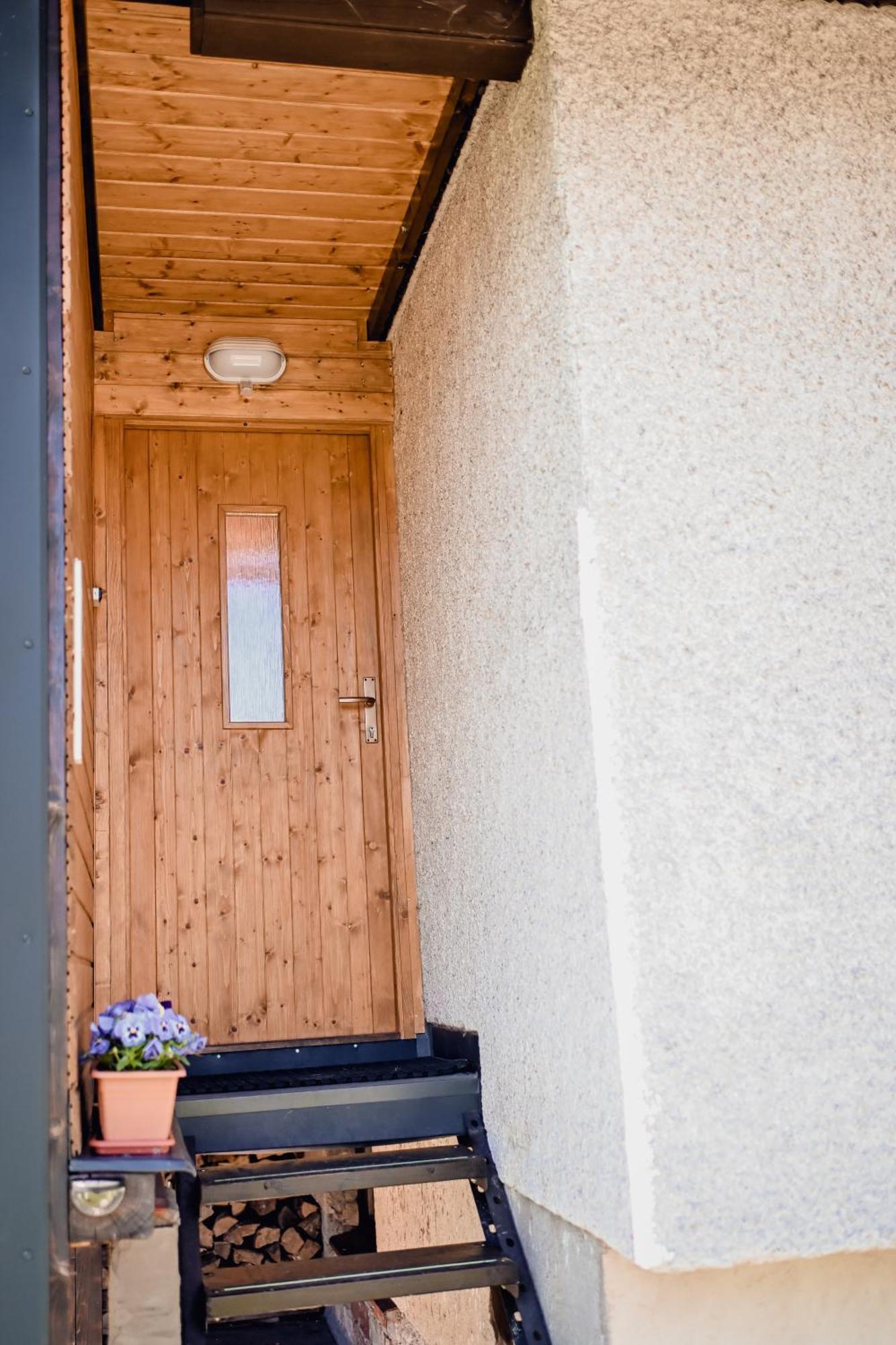 בנצקו Apartman Pod Zalym מראה חיצוני תמונה